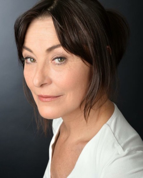 ACDF52D4-8562-43C7-A477-5EF886BABA55